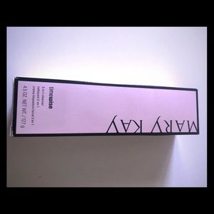 New In Box Mary Kay TimeWise 3-in-1 Cleanser